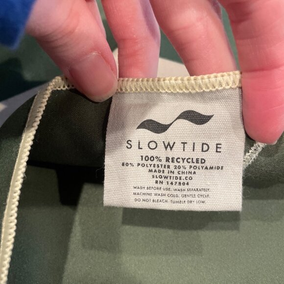 Madewell x William Ellery Microfiber Towel Slowtide Green Cream 30"x 60" - Picture 10 of 11